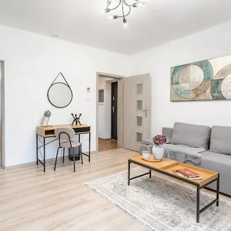 Apartment Mw Mieszka 1 *